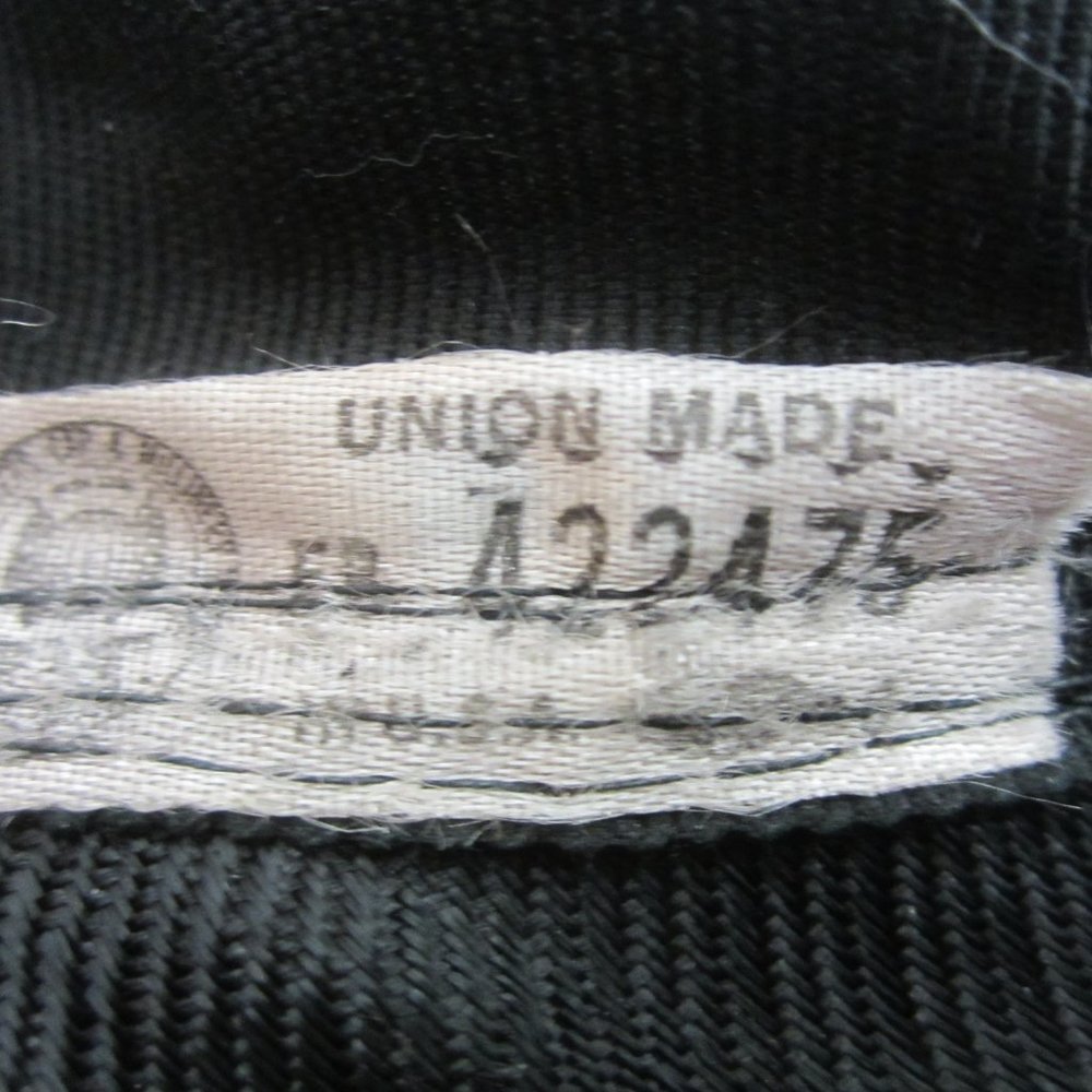 Vintage 1930’s Union Made Elegant Black Cloche Bow Hat - Picture 7 of 7